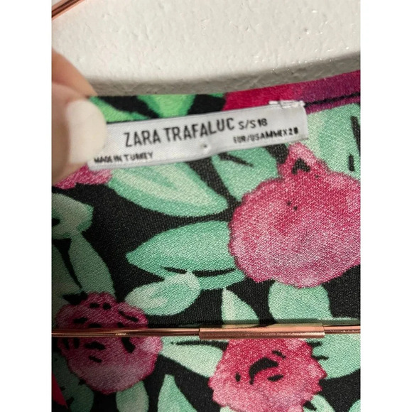 Zara Trafaluc Womens Long Sleeve Wrap Front Bodysuit Green Red Floral Sz S - Picture 3 of 7